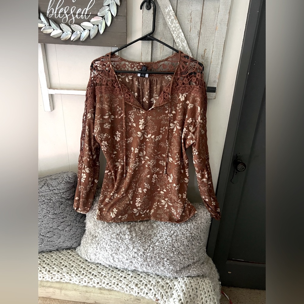Size XL shirt